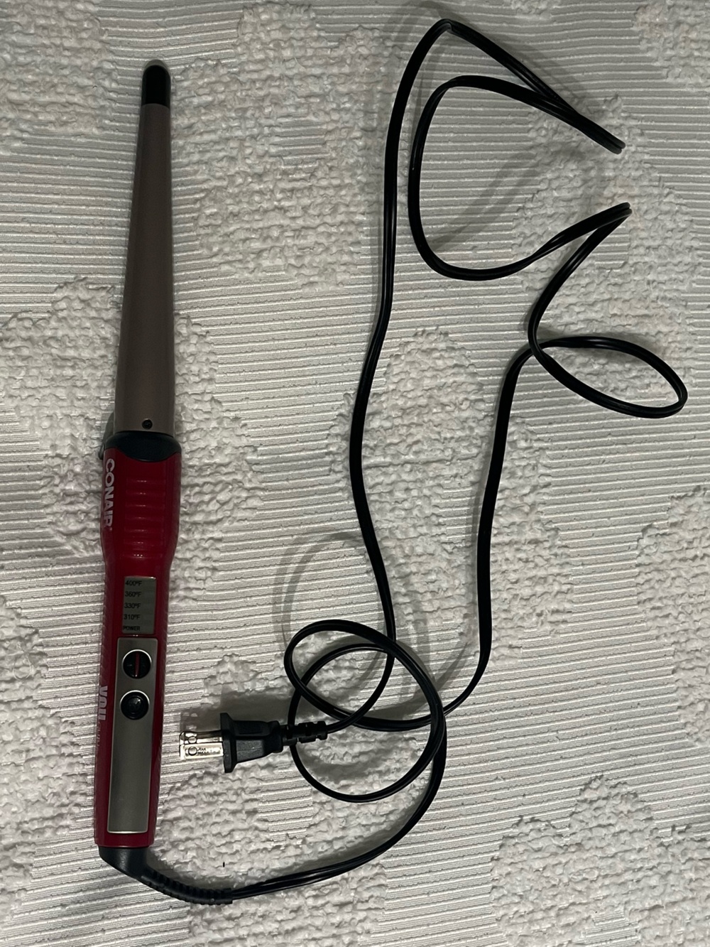 Conair Red Ceramic Tapered Curling Wand